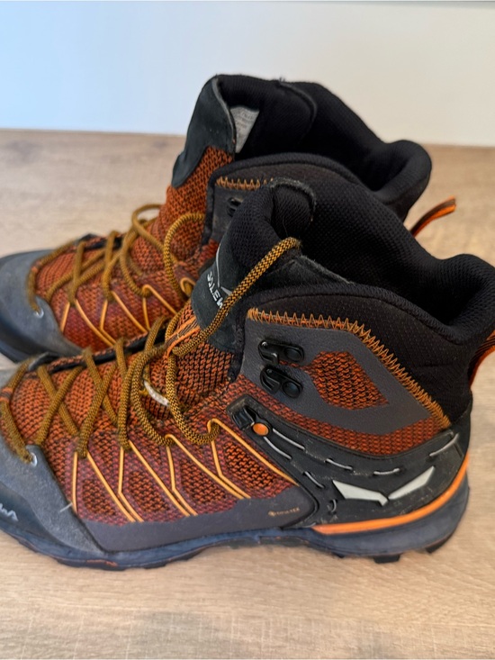 Men\'s Orange and Black Trail-Ready Hiking Boots